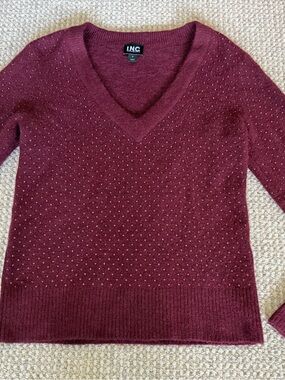 INC International Concepts Studded Sparkle V-Neck Sweater Women’s Small Burgundy